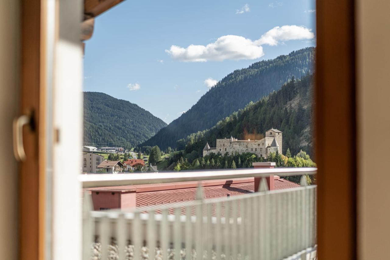 Alpin Art & Naudererhof Superior Hotel 4*